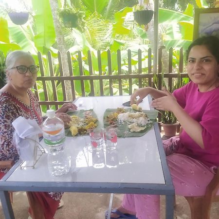Mundromocktail Tourist Home Sasthamcotta Ngoại thất bức ảnh
